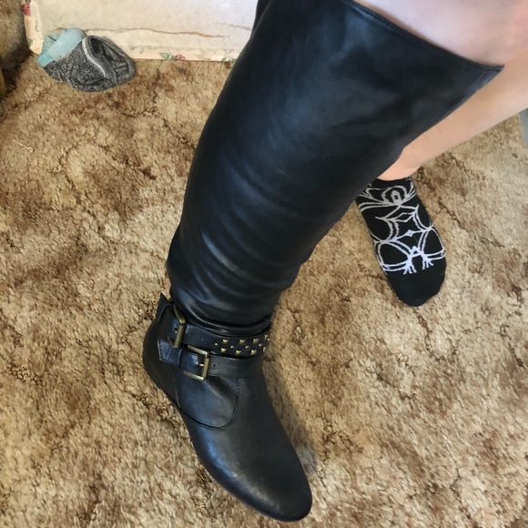 Steve Madden knee high leather boots - Picture 3 of 4